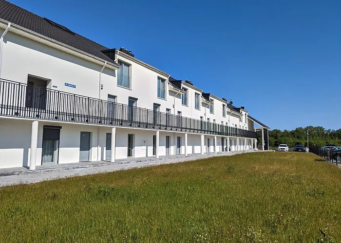 Apartamenty Sarbinowo Mirror Reflection