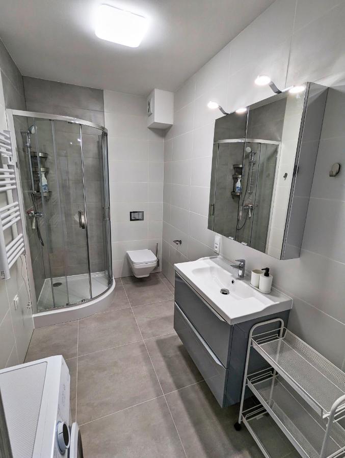 Mirror Reflection Apartment Sarbinowo
